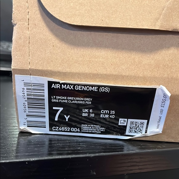Nike Air Max Genome GS in Smoke Gray Size 7 (Big Kid) - Picture 7 of 7